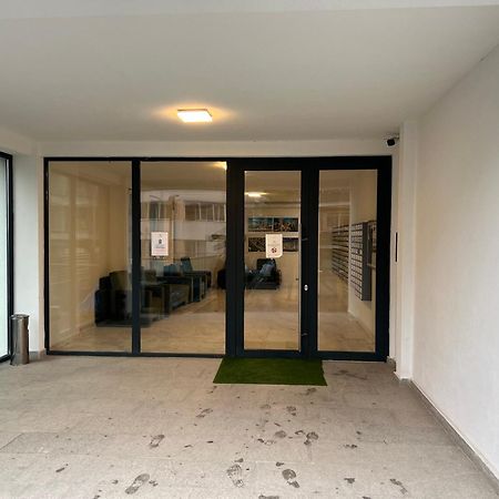 Dominic 2 Beds 1 Sofa Parking Pool Apartament By Alezzi Nord10 Apartment นาโวดาริ ภายนอก รูปภาพ