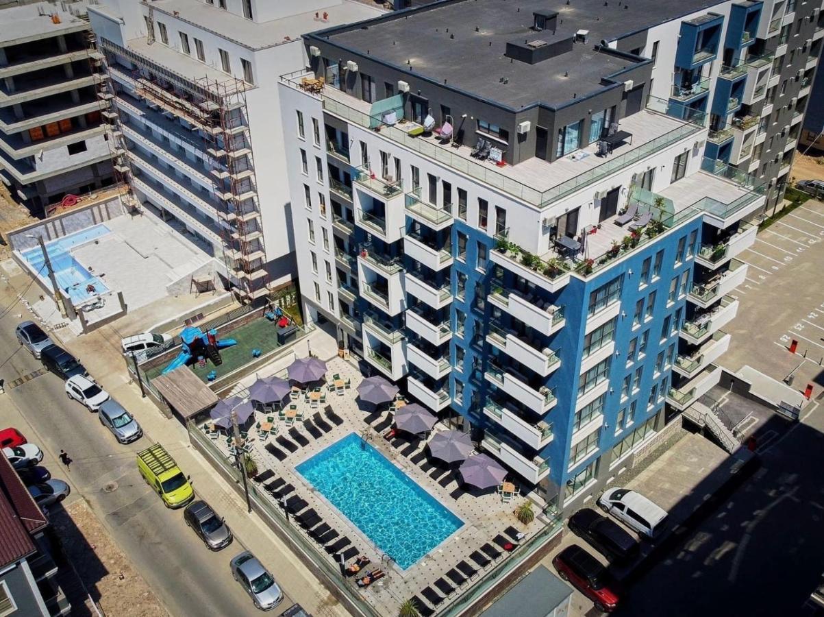 Dominic 2 Beds 1 Sofa Parking Pool Apartament By Alezzi Nord10 Apartment นาโวดาริ ภายนอก รูปภาพ