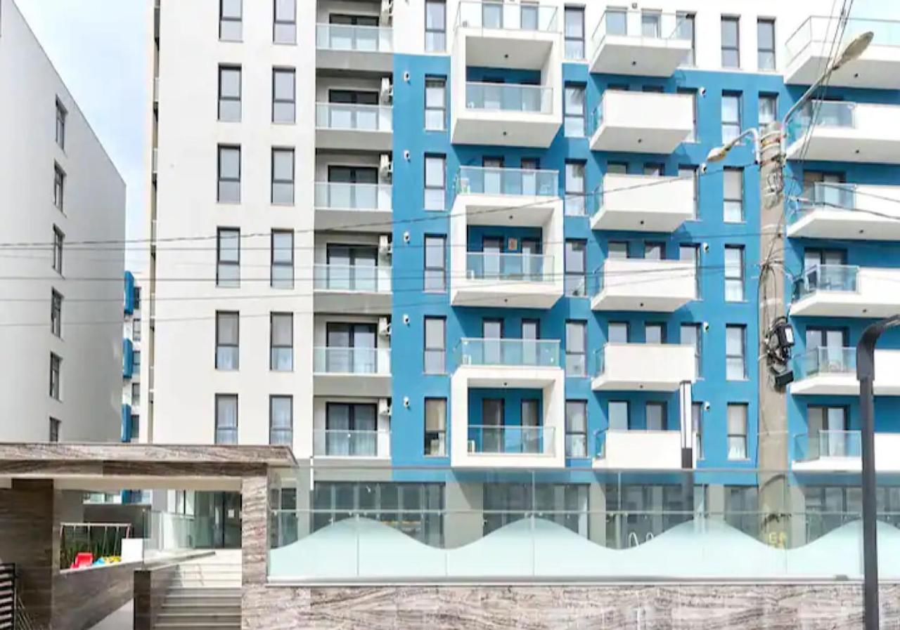 Dominic 2 Beds 1 Sofa Parking Pool Apartament By Alezzi Nord10 Apartment นาโวดาริ ภายนอก รูปภาพ
