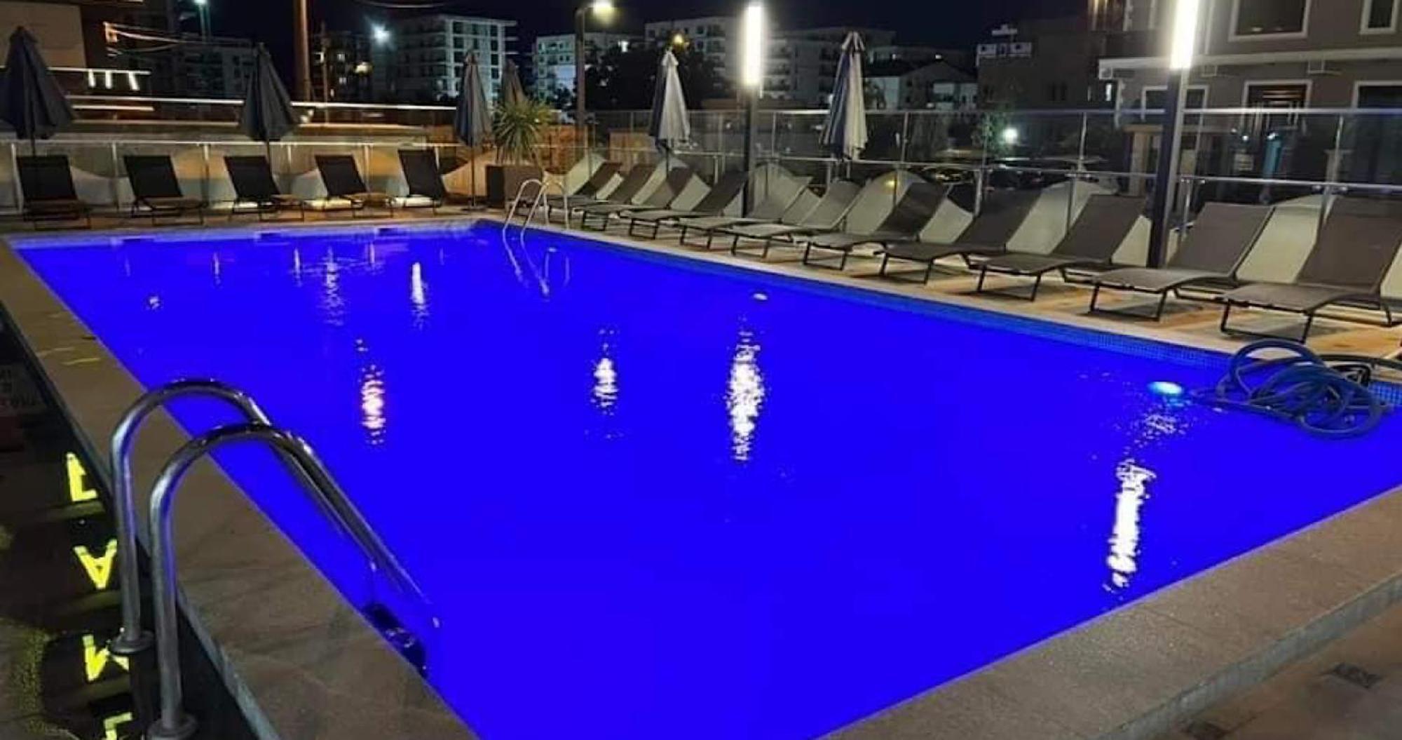 Dominic 2 Beds 1 Sofa Parking Pool Apartament By Alezzi Nord10 Apartment นาโวดาริ ภายนอก รูปภาพ