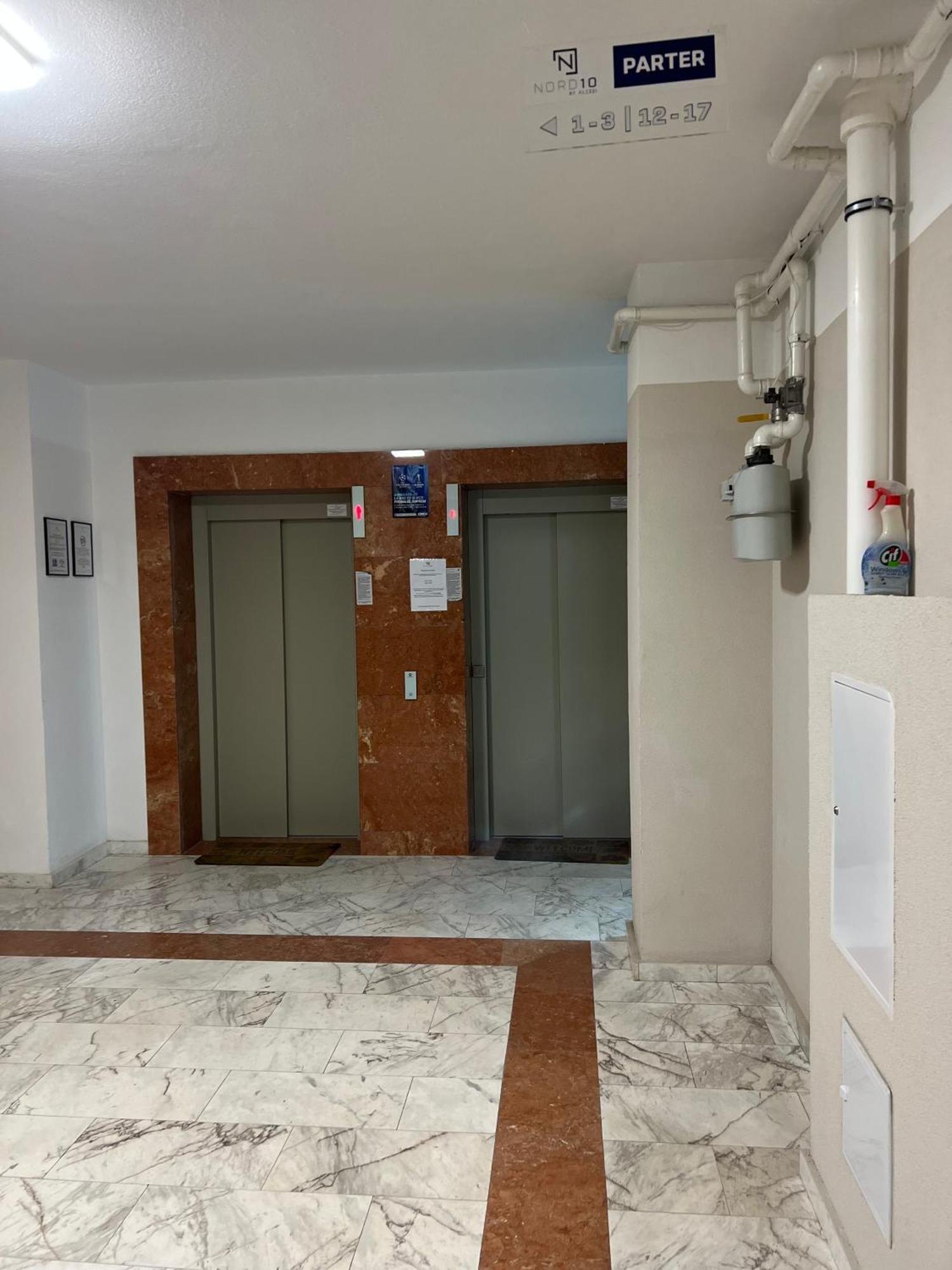 Dominic 2 Beds 1 Sofa Parking Pool Apartament By Alezzi Nord10 Apartment นาโวดาริ ภายนอก รูปภาพ